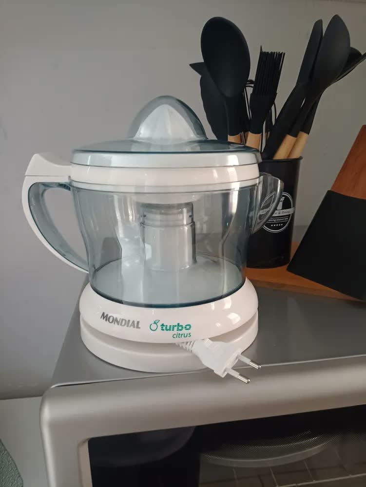 foto de Espremedor Premium Mondial 30W E-02