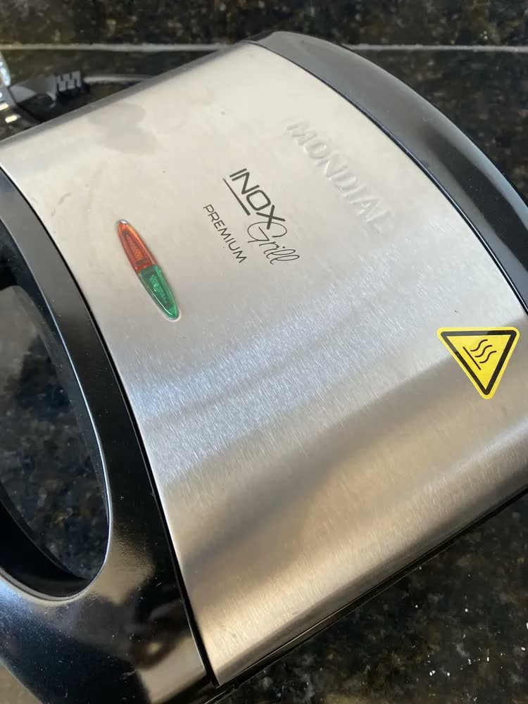 foto de Grill e Sanduicheira Premium, Mondial, 800W - S-07
