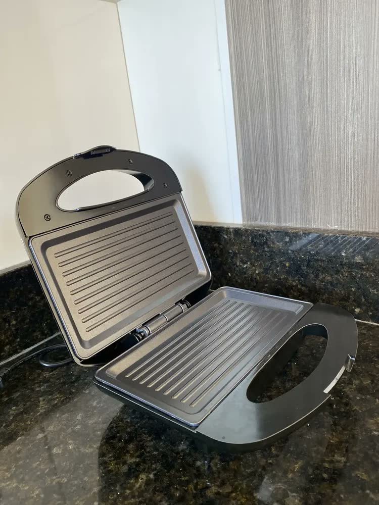foto de Grill e Sanduicheira Premium, Mondial, 800W - S-07