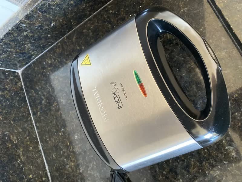 foto de Grill e Sanduicheira Premium, Mondial, 800W - S-07