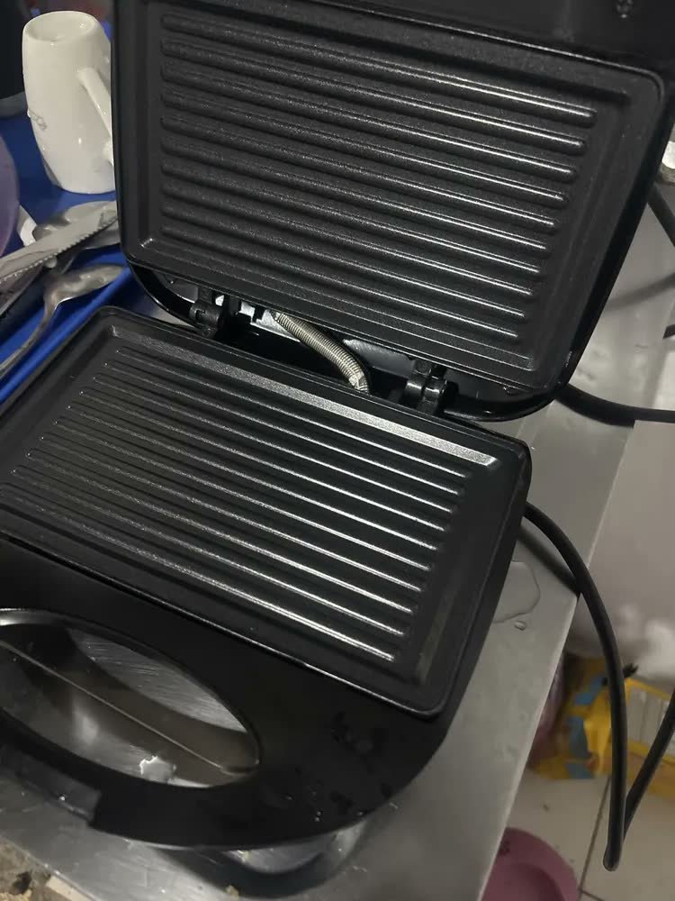 foto de Sanduicheira Elétrica Mallory Classic Grill– 2 em 1