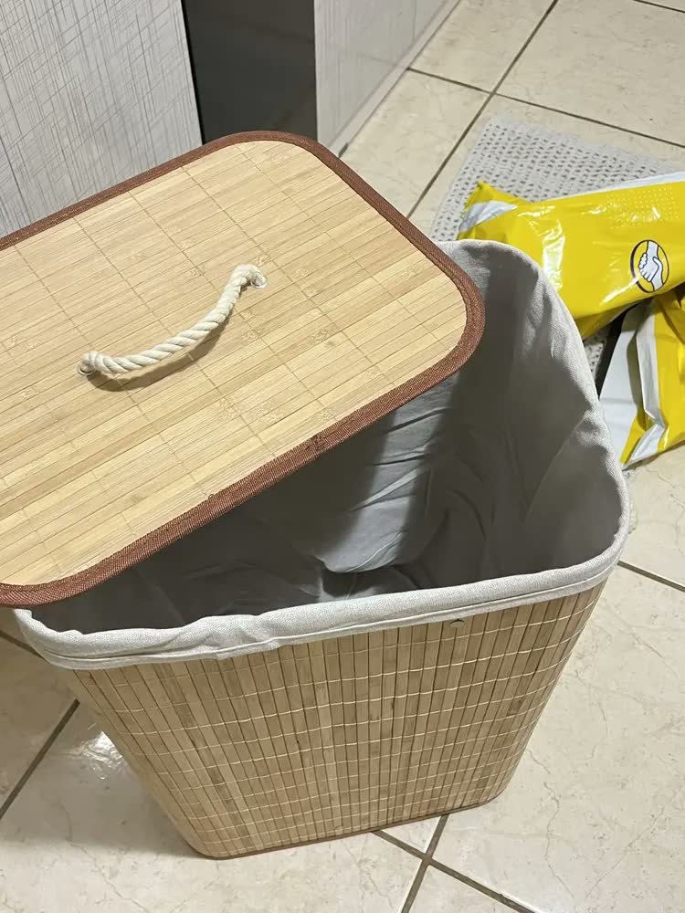 foto de comprador de Cesto Bambu Jolitex retangular com tampa bege