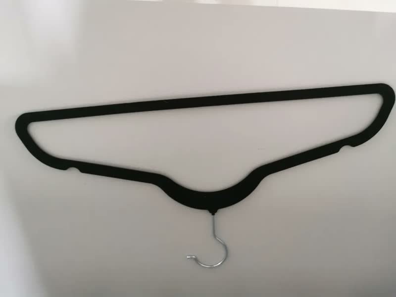 foto de comprador de Kit Cabides Veludo De Roupa Antideslizante Slim Adulto 50 Un