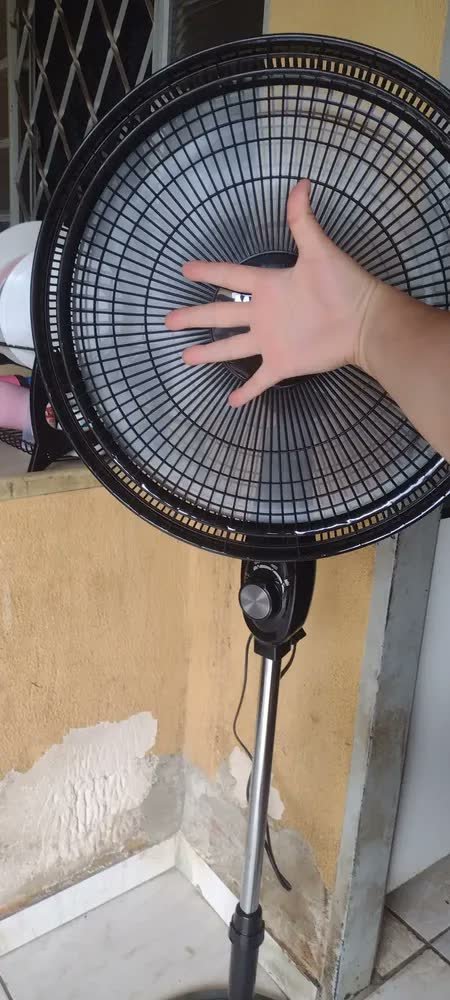 foto de comprador de Ventilador de Coluna 40cm Super Power VSP40C 6 Pás 3 Velocidades Mondial