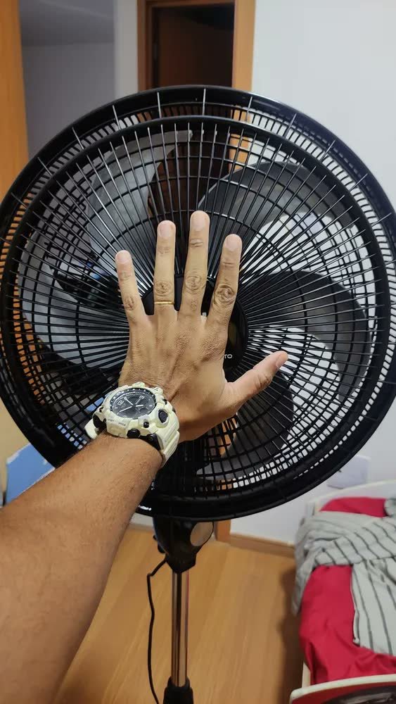 foto de comprador de Ventilador de Coluna 40cm Super Power VSP40C 6 Pás 3 Velocidades Mondial