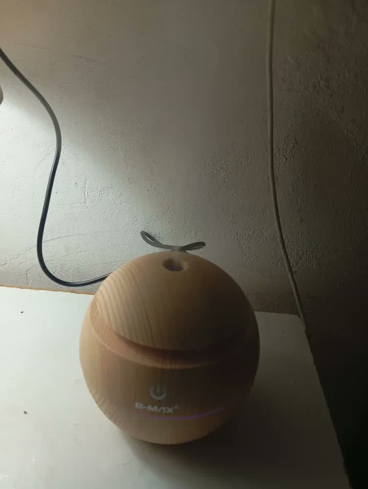 foto de Umidificador e Difusor de Aromas Luatek Marrom-Claro USB Portátil