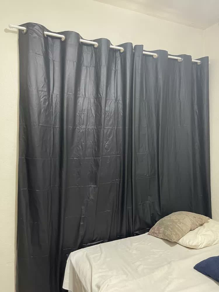 foto de comprador de Cortina Blackout 100% 2,80x2,30 Corta Luz Sala Quarto