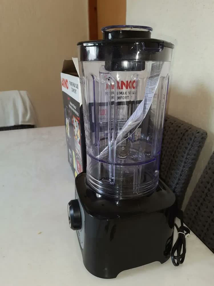 foto de Liquidificador Arno Powermax 1400W Comfort Control LN65 preto