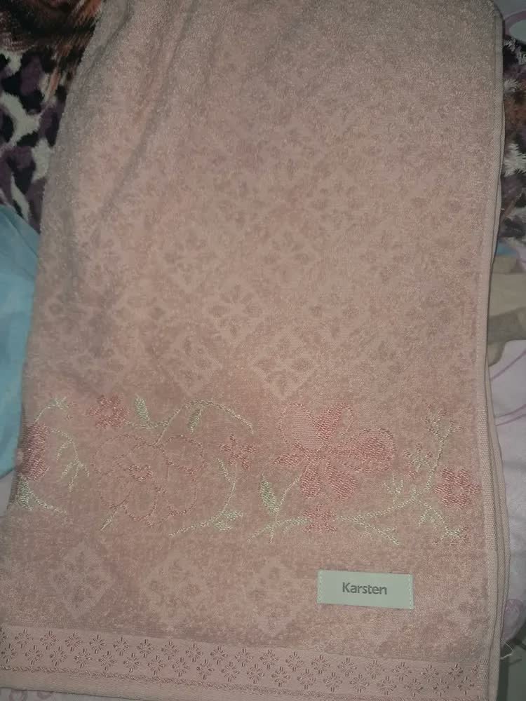 foto de comprador de Toalha De Banho Karsten Yuna 100% Algodão Barra Floral Macia