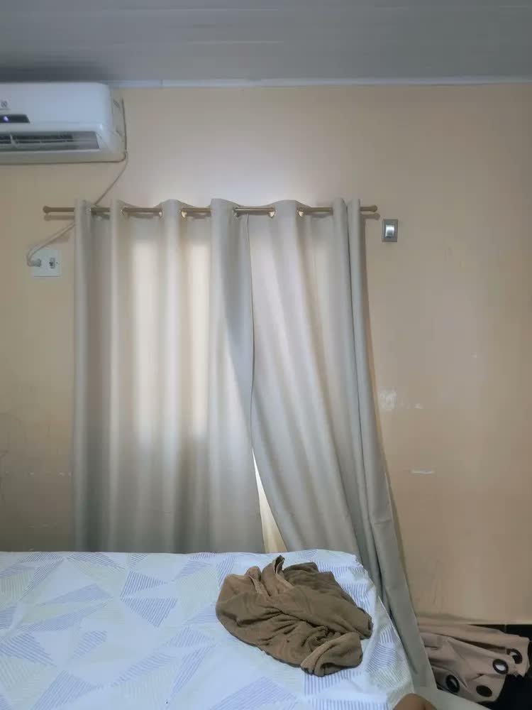 foto de comprador de Cortina Blackout Em Tecido 3,00x2,80 Corta Luz Cor Cinza