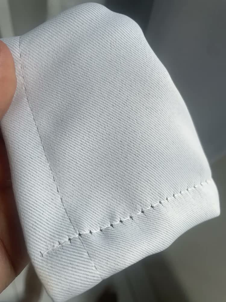 foto de comprador de Cortina Blackout Premium 4,00x2,70m Trilho Suíço (varão 3m)