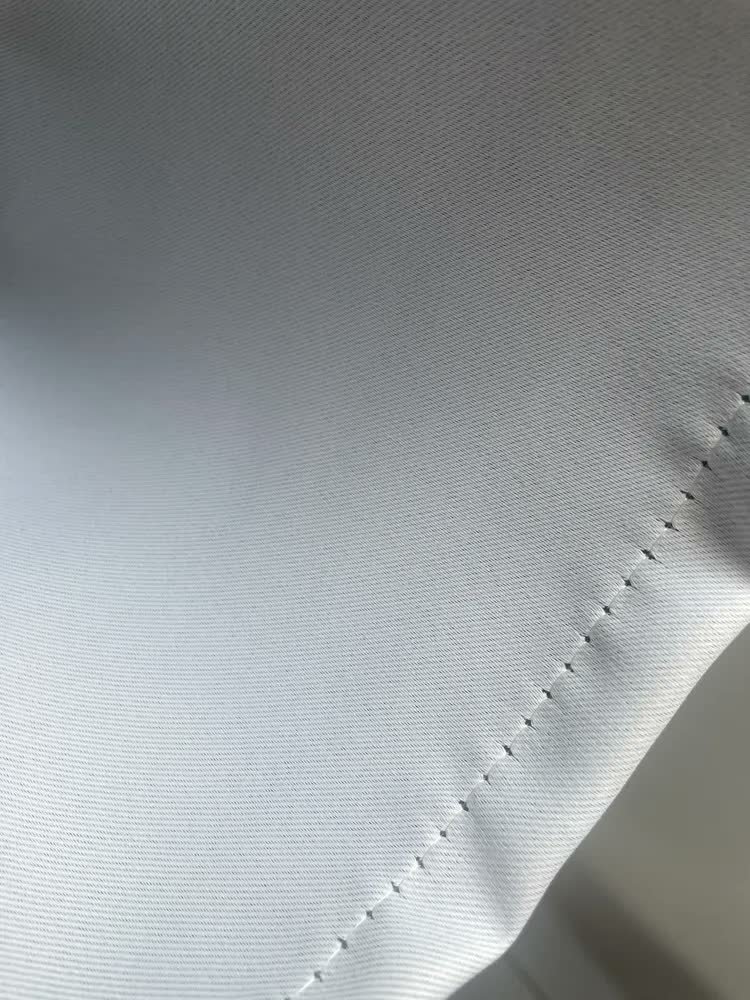 foto de comprador de Cortina Blackout Premium 4,00x2,70m Trilho Suíço (varão 3m)