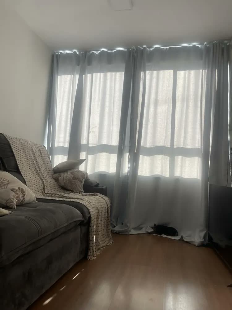 foto de comprador de Cortina Blackout Premium 4,00x2,70m Trilho Suíço (varão 3m)