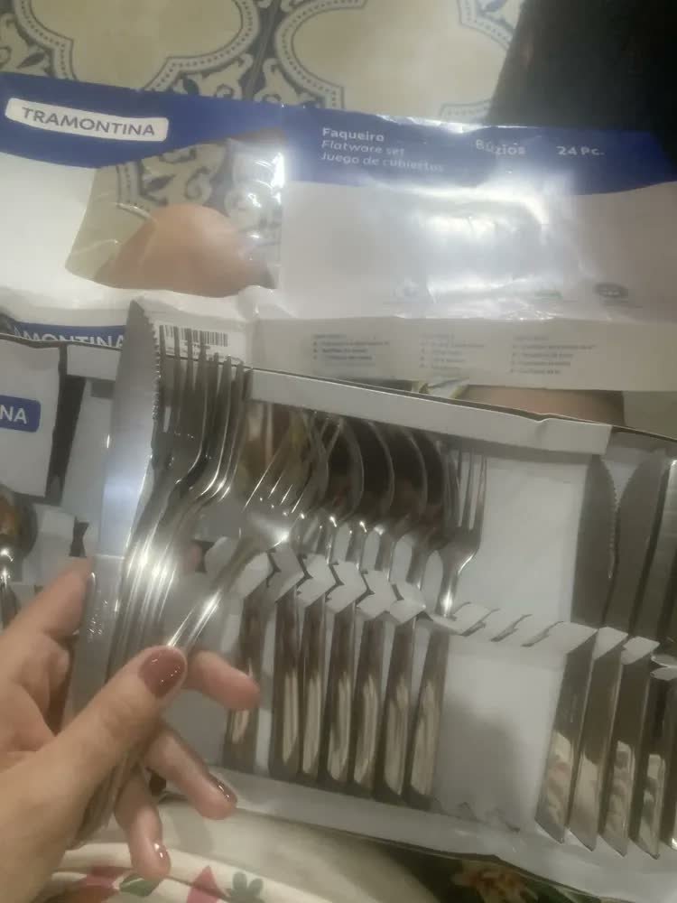 foto de comprador de Jogo Talheres Faqueiro Tramontina Aço Inox 24 Peças Buzios I
