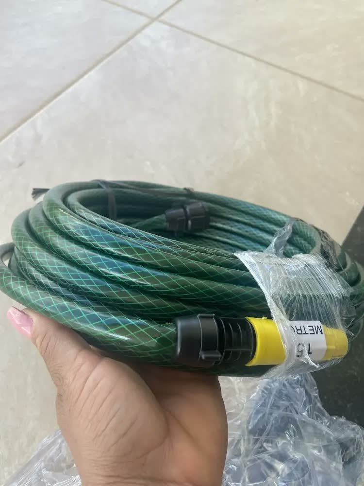 foto de comprador de Mangueira De Jardim 15m Metros Com Esguicho Trançada Reforçada Flexível 7/16 Anti Dobra Irrigação Quintal Poço Lavagem Durável Marqs Home