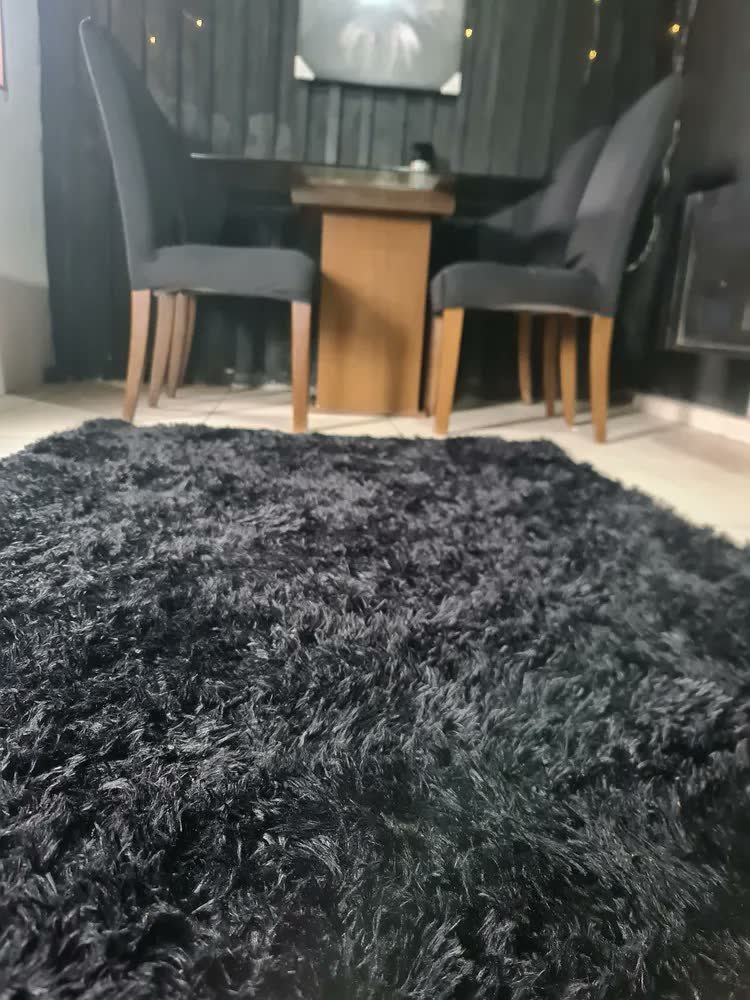 foto de comprador de Tapete 2,00x1,50 Peludo Felpudo Sala E Quarto Cores Cor Bege-mesclado Desenho Do Tecido Pelo Alto