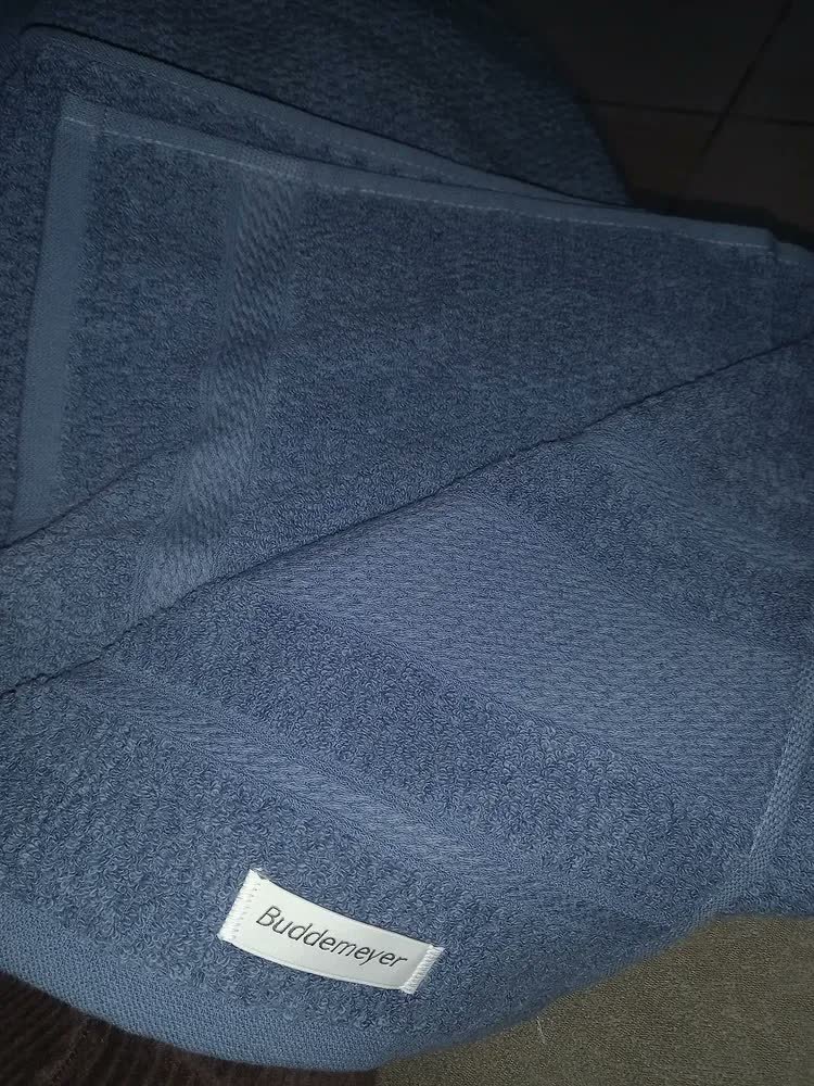 foto de cliente de Jogo De Toalhas Buddemeyer Bella Extra Soft Banho 4 Peças Azul Claro/azul Marinho