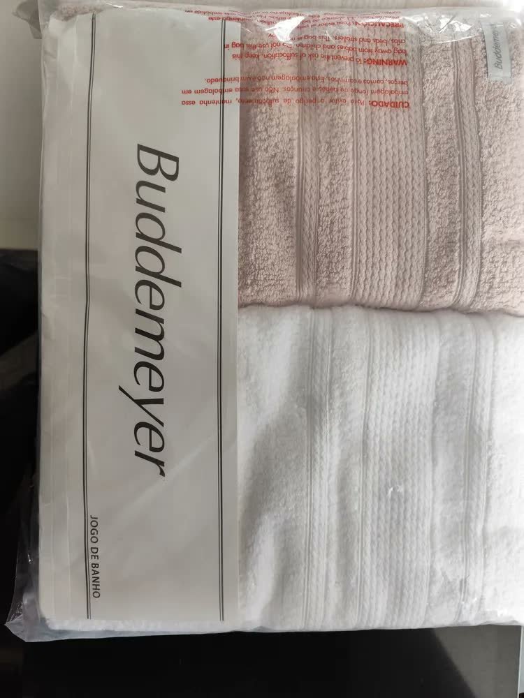 foto de comprador de Jogo De Toalhas Buddemeyer Bella Extra Soft Banho 4 Peças Azul Claro/azul Marinho