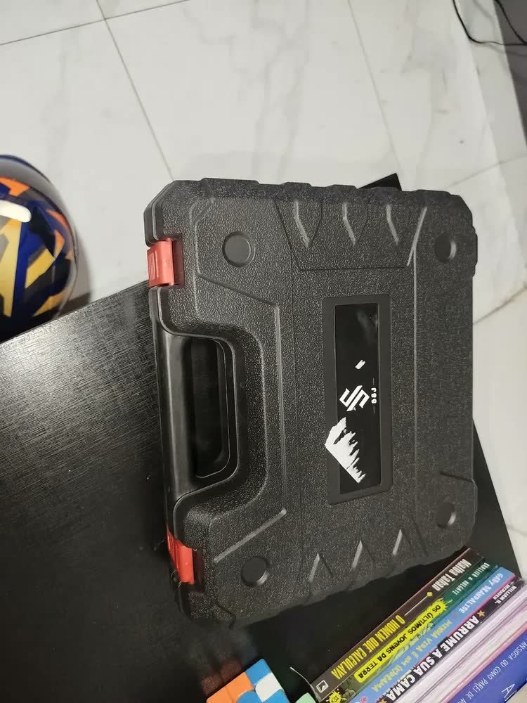 foto de comprador de Parafusadeira Furadeira C/ 2 Baterias Maleta Kit Completo Led Eixo Flexível Vários Níveis Torque Simake