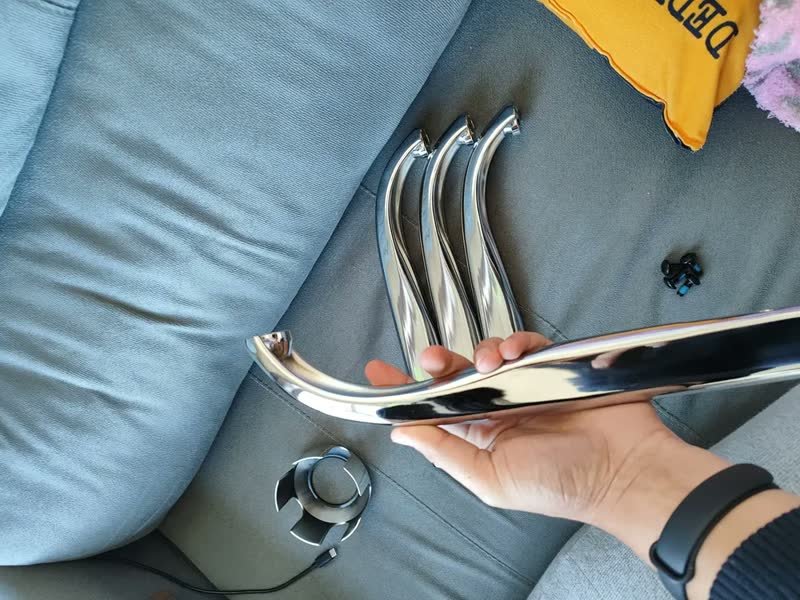 foto de comprador de Cadeira De Escritório Ergonômica Mônaco WT07 Luvinco Malha Respirável Com Suporte Lombar Adaptável Apoio Para Pés Retrátil Encosto Ajustável Seis Posições Cor Cinza Suporta 200kg