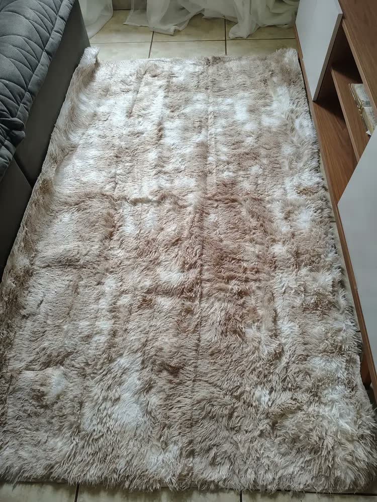 foto de comprador de Tapete 2,00x1,50 Felpudo Peludo Macio Sala Quarto