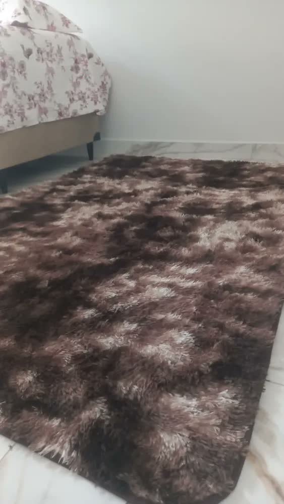 foto de comprador de Tapete 2,00x1,50 Felpudo Peludo Macio Sala Quarto