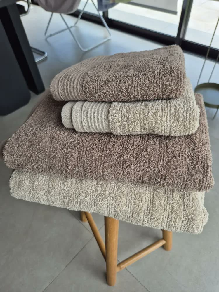 foto de comprador de Jogo De Toalhas Buddemeyer Brisa Banho 4 Cor Azul/azul