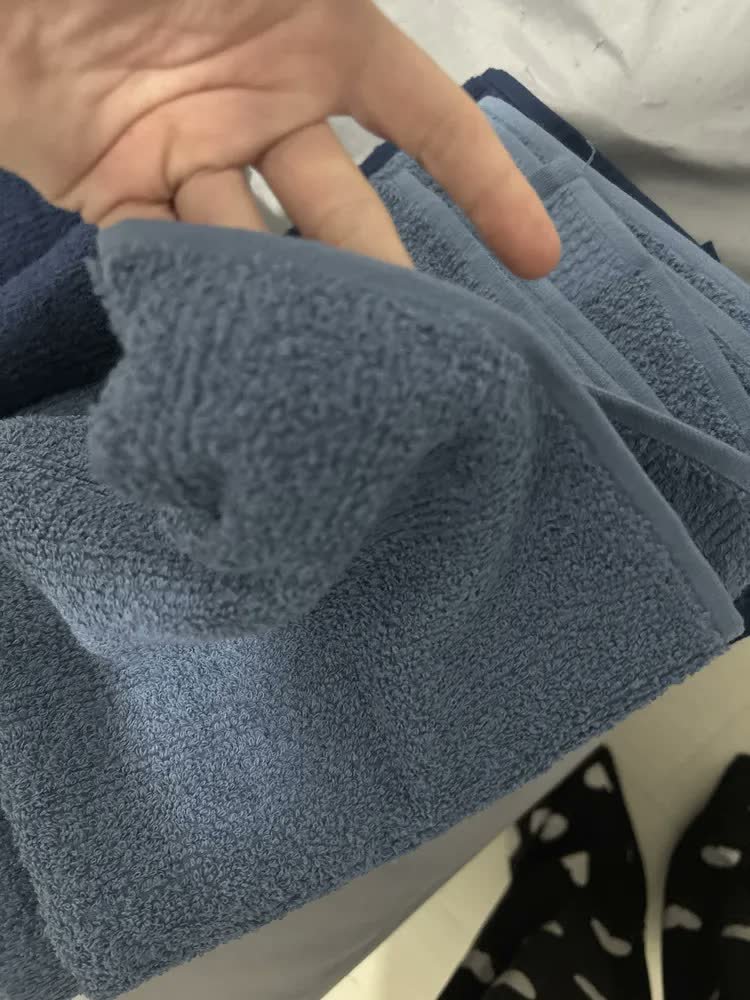 foto de comprador de Jogo De Toalhas Buddemeyer Brisa Banho 4 Cor Azul/azul