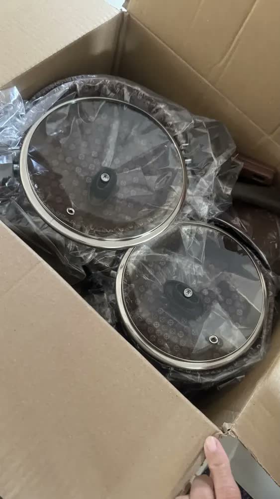 foto de comprador de Jogo De Panelas Antiaderente 10 Peças Prime Alumínio Teflon Cor Marrom-escuro