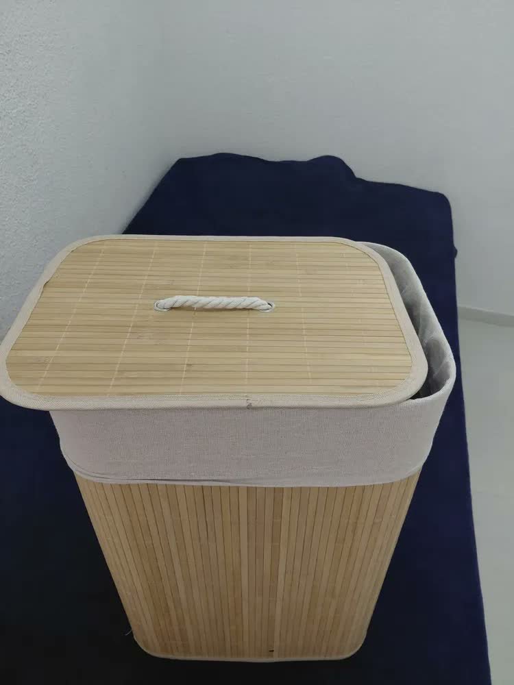 foto de comprador de Cesto De Roupa Suja Em Bambu 72l Retangular Dobravel Tampa E Alça Reforçada Pítia