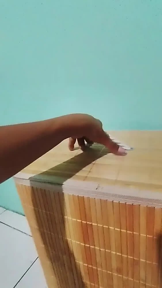 foto de comprador de Cesto De Roupa Suja Em Bambu 72l Retangular Dobravel Tampa E Alça Reforçada Pítia