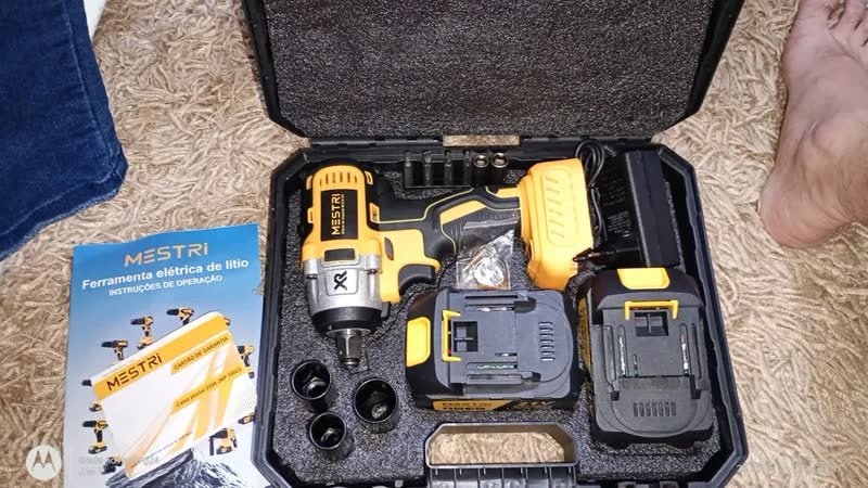 foto de comprador de Chave De Impacto a Bateria Profissional Recarregável 4ah Brushless Parafusadeira Furadeira Alta Potência Sem Escova 2 Baterias MESTRI