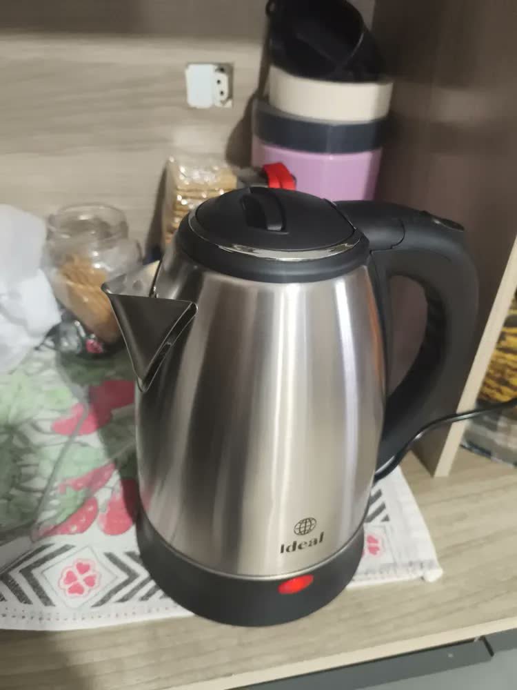 foto de Chaleira Elétrica Inox 1,8 Litros com Desligamento Automático e Base Giratória